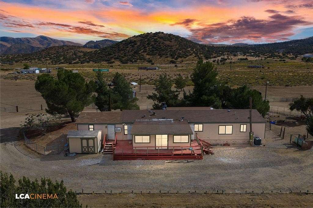 20.6 Acres of Land with Home for Sale in Tehachapi, California
