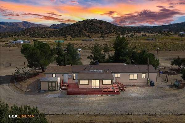 20.6 Acres of Land with Home for Sale in Tehachapi, California