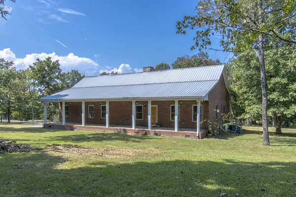 5 Acres of Land with Home for Sale in Lascassas, Tennessee
