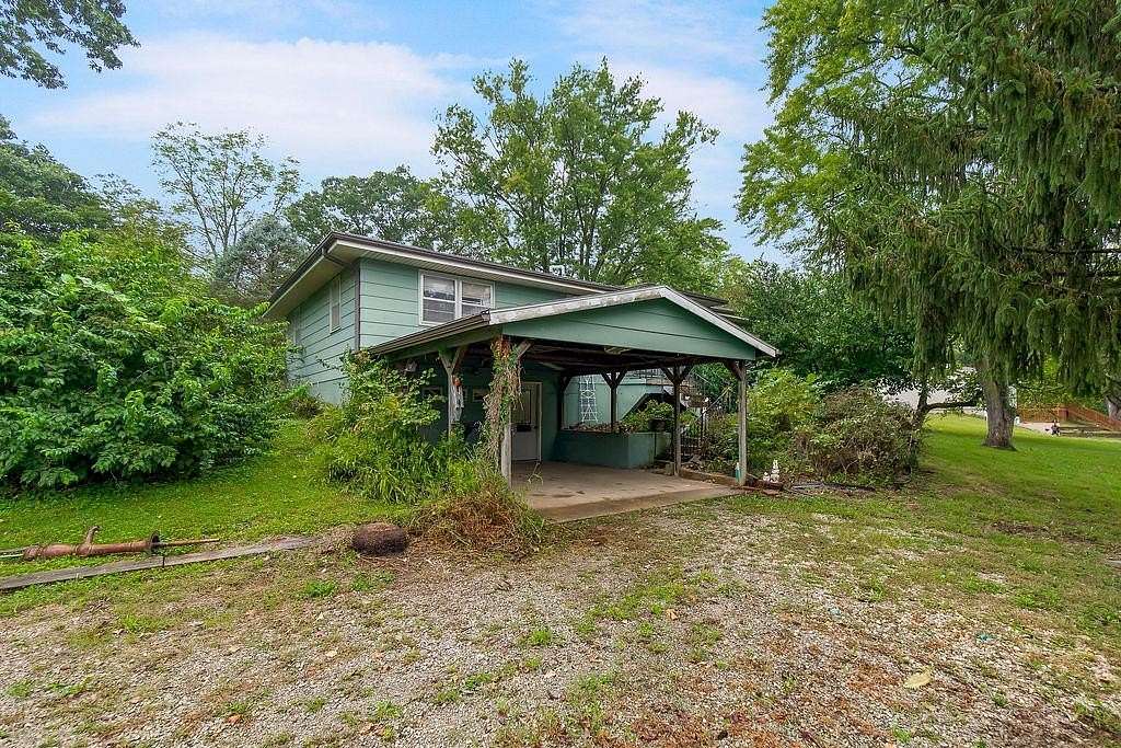 2.28 Acres of Land with Home for Sale in Leavenworth, Kansas