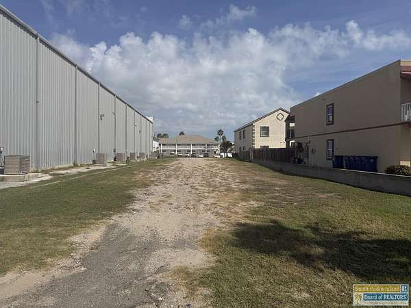 0.14 Acres of Mixed-Use Land for Sale in South Padre Island, Texas