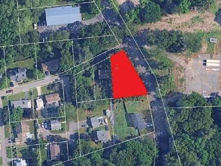 0.25 Acres of Residential Land for Auction in Chicopee, Massachusetts