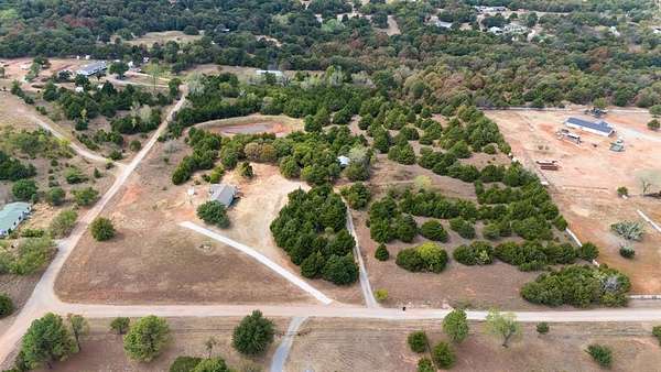 5 Acres of Residential Land for Sale in Jones, Oklahoma