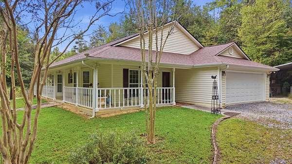 6 Acres of Land with Home for Sale in Ocoee, Tennessee