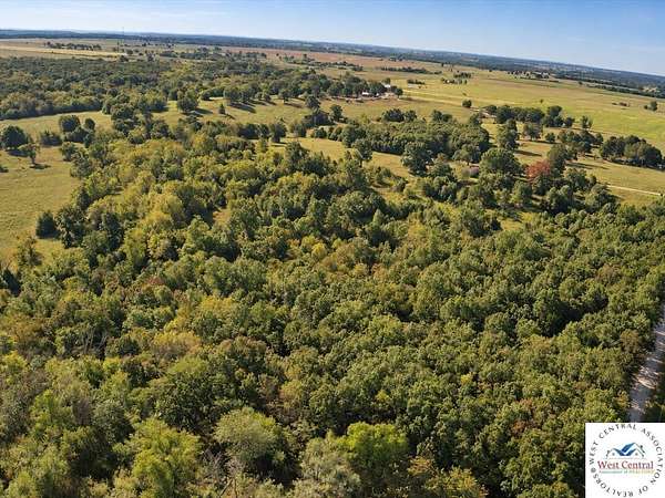 29 Acres of Recreational & Residential Land for Sale in Collins, Missouri