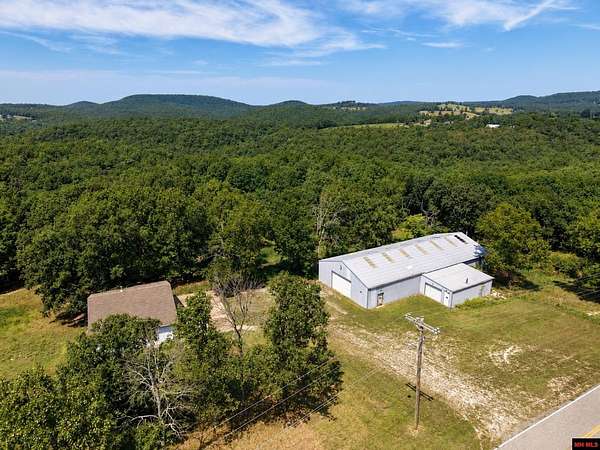 11.7 Acres of Mixed-Use Land for Sale in Mountain Home, Arkansas