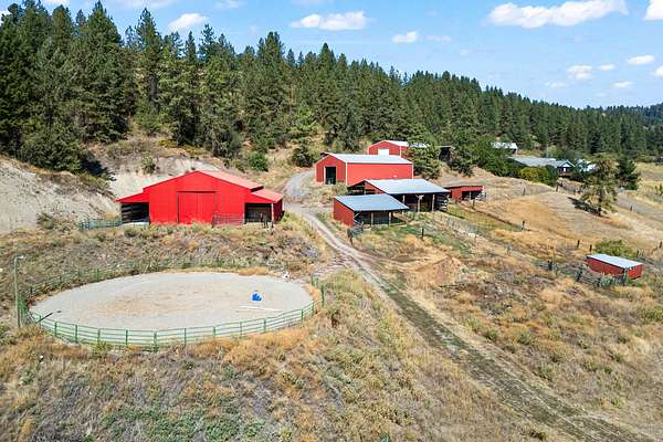 40 Acres of Agricultural Land with Home for Sale in Colville, Washington