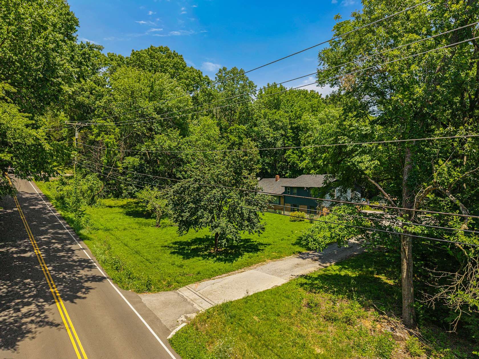 14 Acres of Agricultural Land for Sale in Hermitage, Tennessee