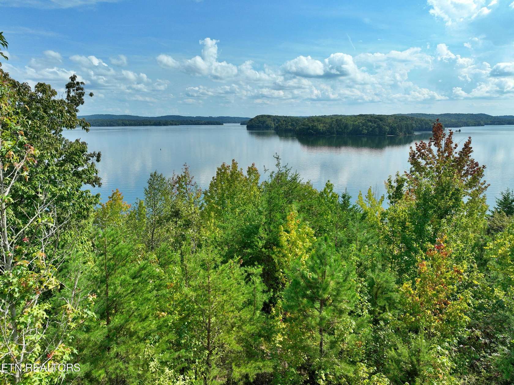 5 Acres of Residential Land for Sale in Spring City, Tennessee