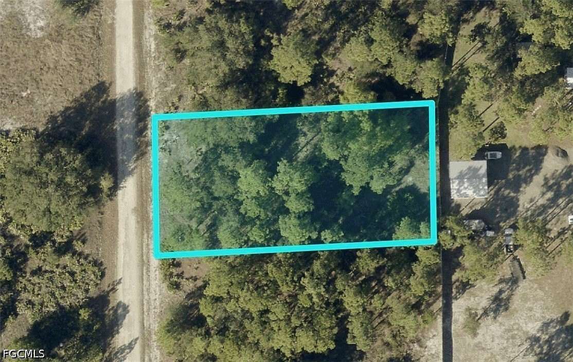 0.5 Acres of Residential Land for Sale in Lehigh Acres, Florida