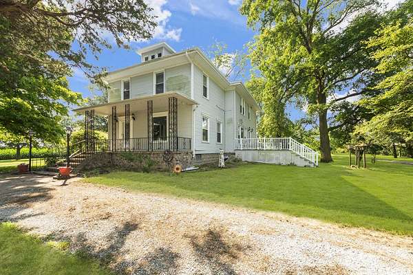 3 Acres of Land with Home for Sale in Minonk, Illinois