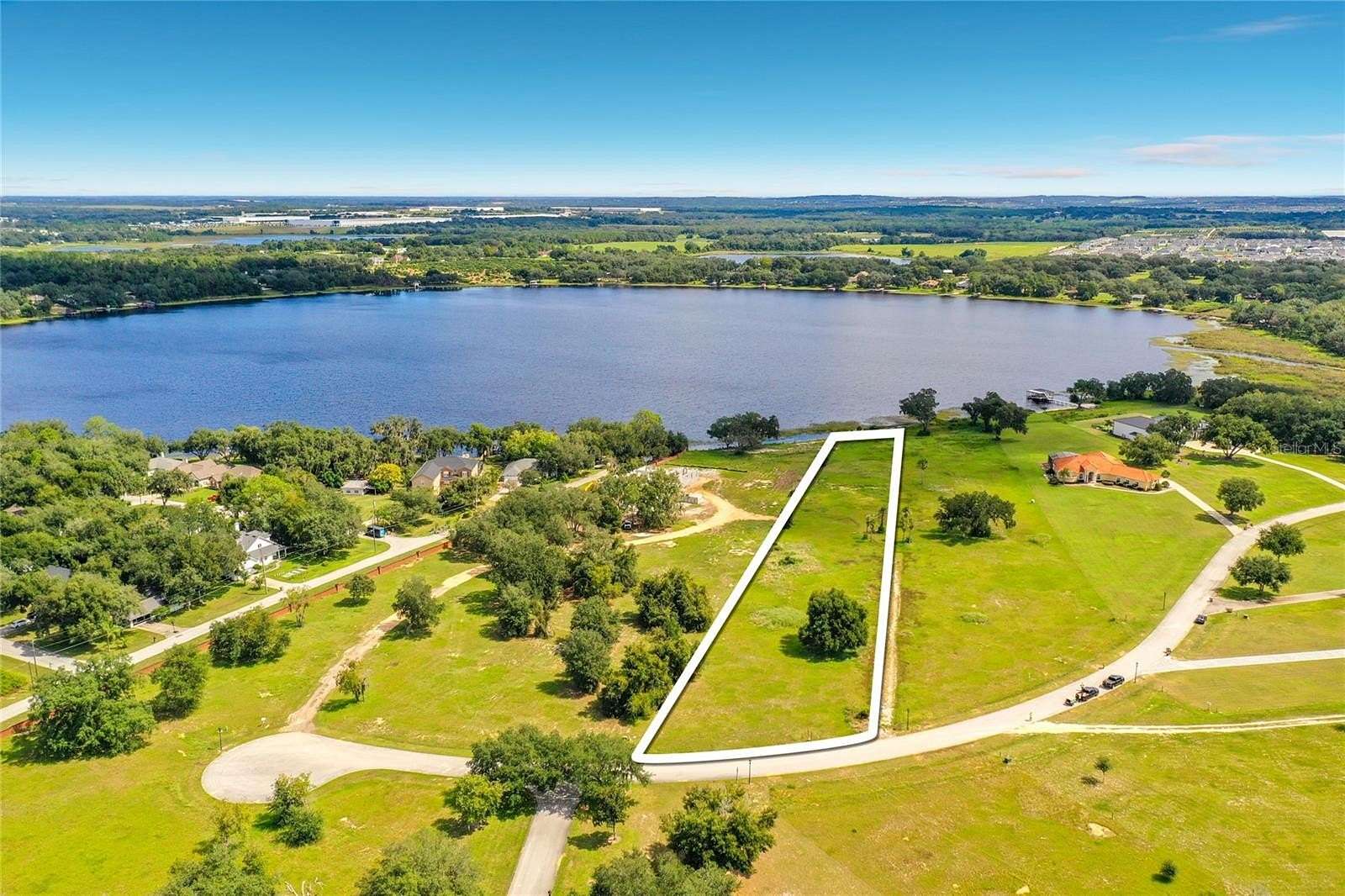 3 Acres of Residential Land for Sale in Groveland, Florida