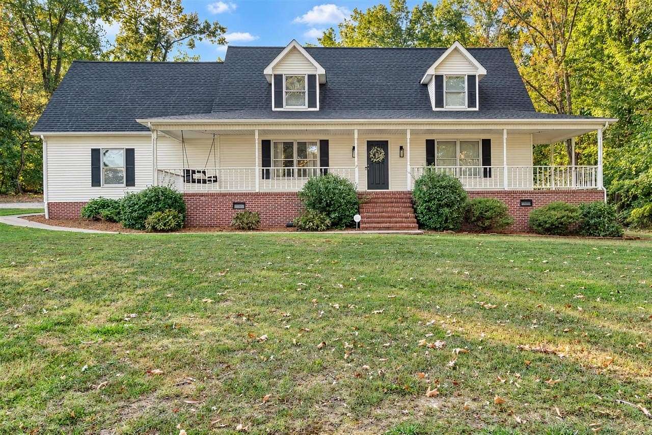 2 Acres of Land with Home for Sale in Auburn, Kentucky