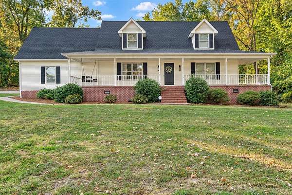 2 Acres of Land with Home for Sale in Auburn, Kentucky