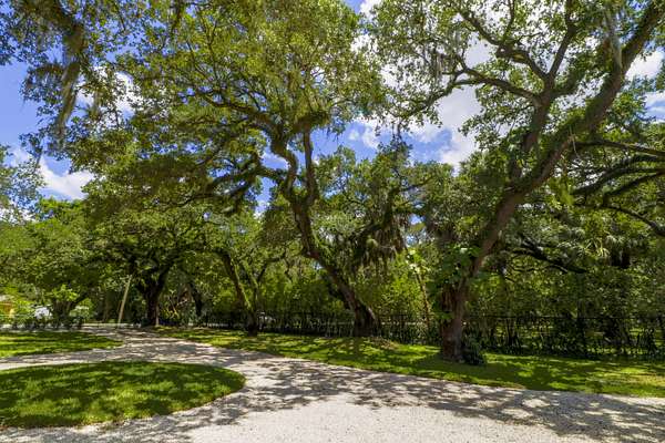 0.4 Acres of Residential Land for Sale in Fort Lauderdale, Florida