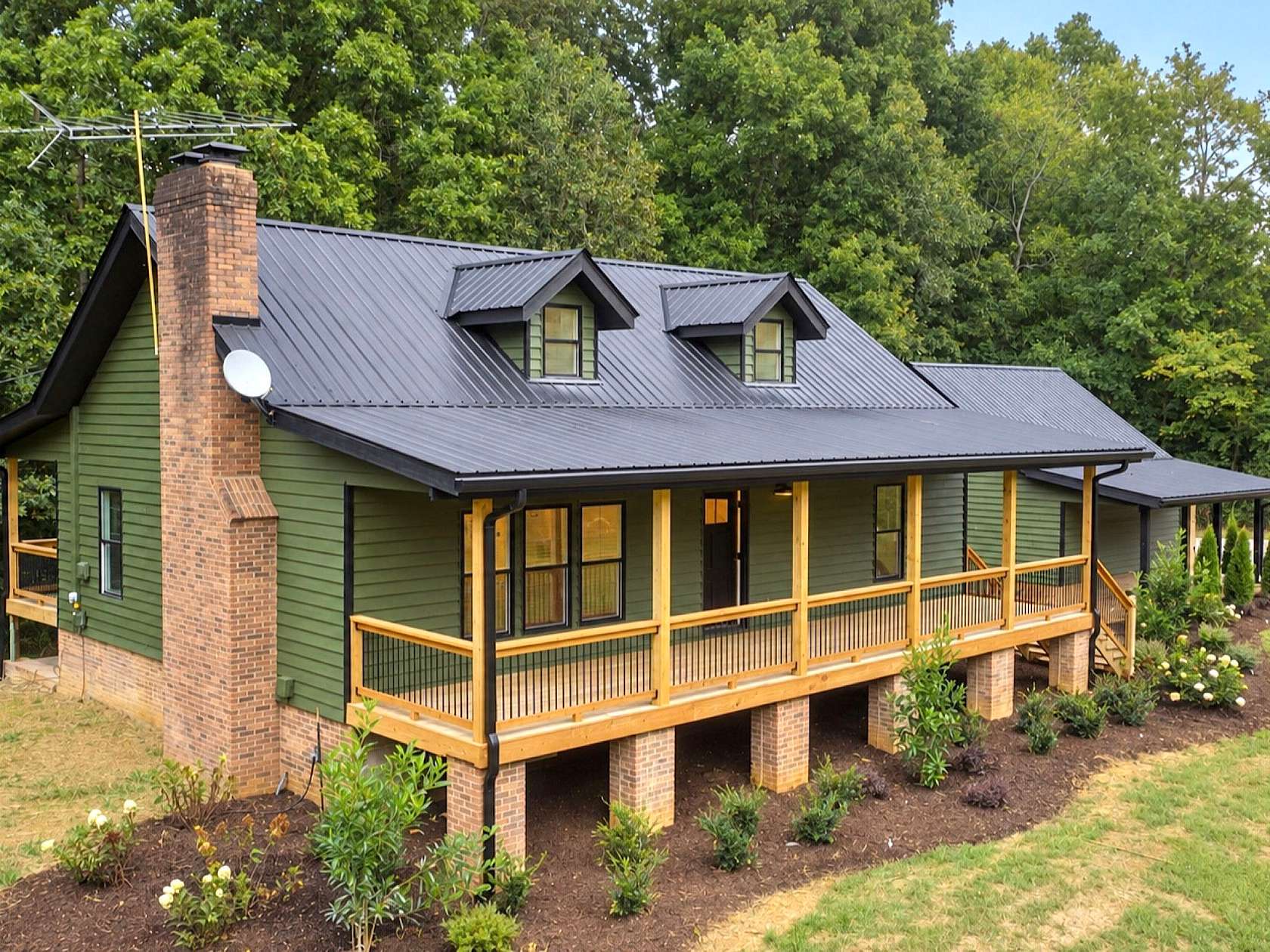 5.5 Acres of Land with Home for Sale in Charleston, Tennessee