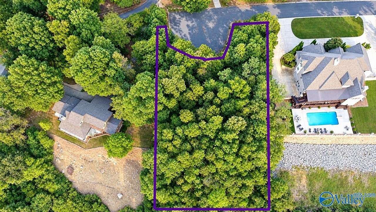 0.6 Acres of Residential Land for Sale in Guntersville, Alabama