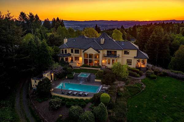 25.3 Acres of Land with Home for Sale in Portland, Oregon