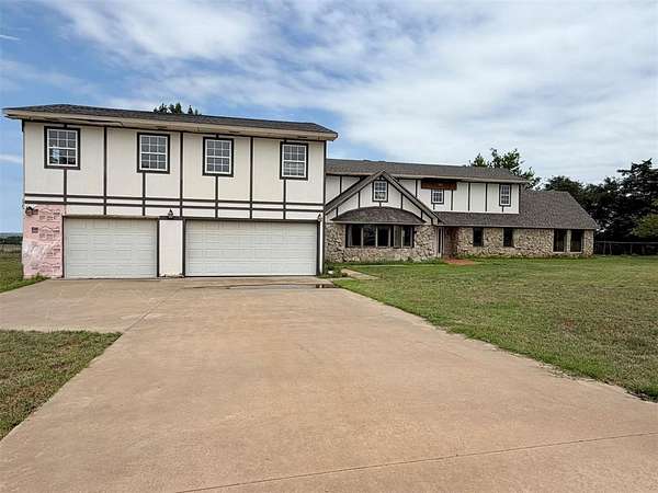 4.13 Acres of Land with Home for Sale in Hinton, Oklahoma