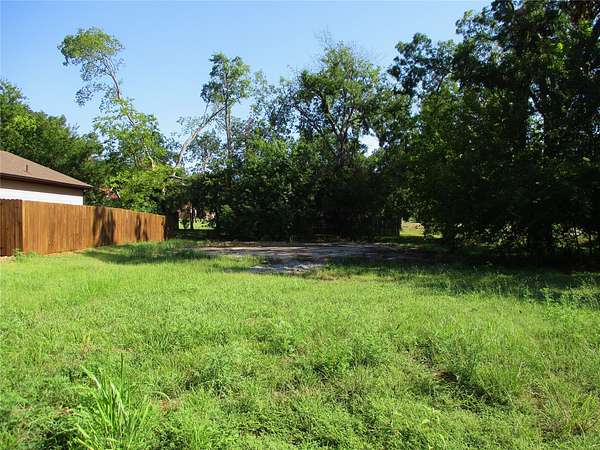 0.28 Acres of Residential Land for Sale in Bonham, Texas