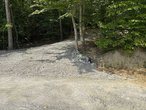 11.5 Acres of Land for Sale in New Hope, Kentucky