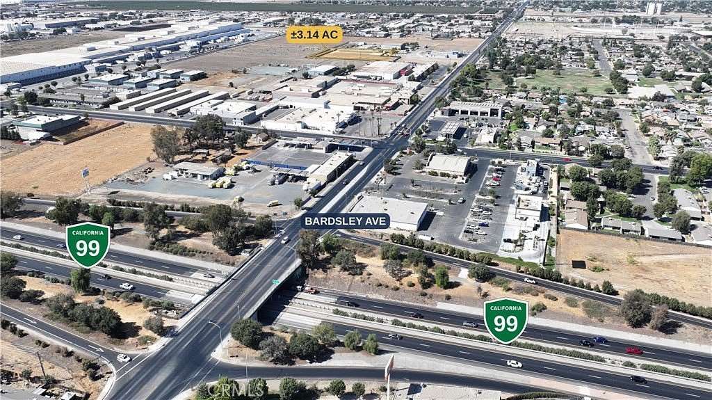 3.14 Acres of Commercial Land for Sale in Tulare, California