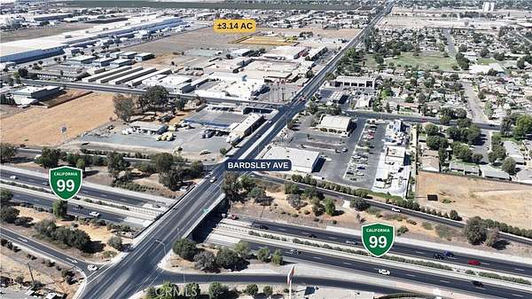 3.14 Acres of Commercial Land for Sale in Tulare, California