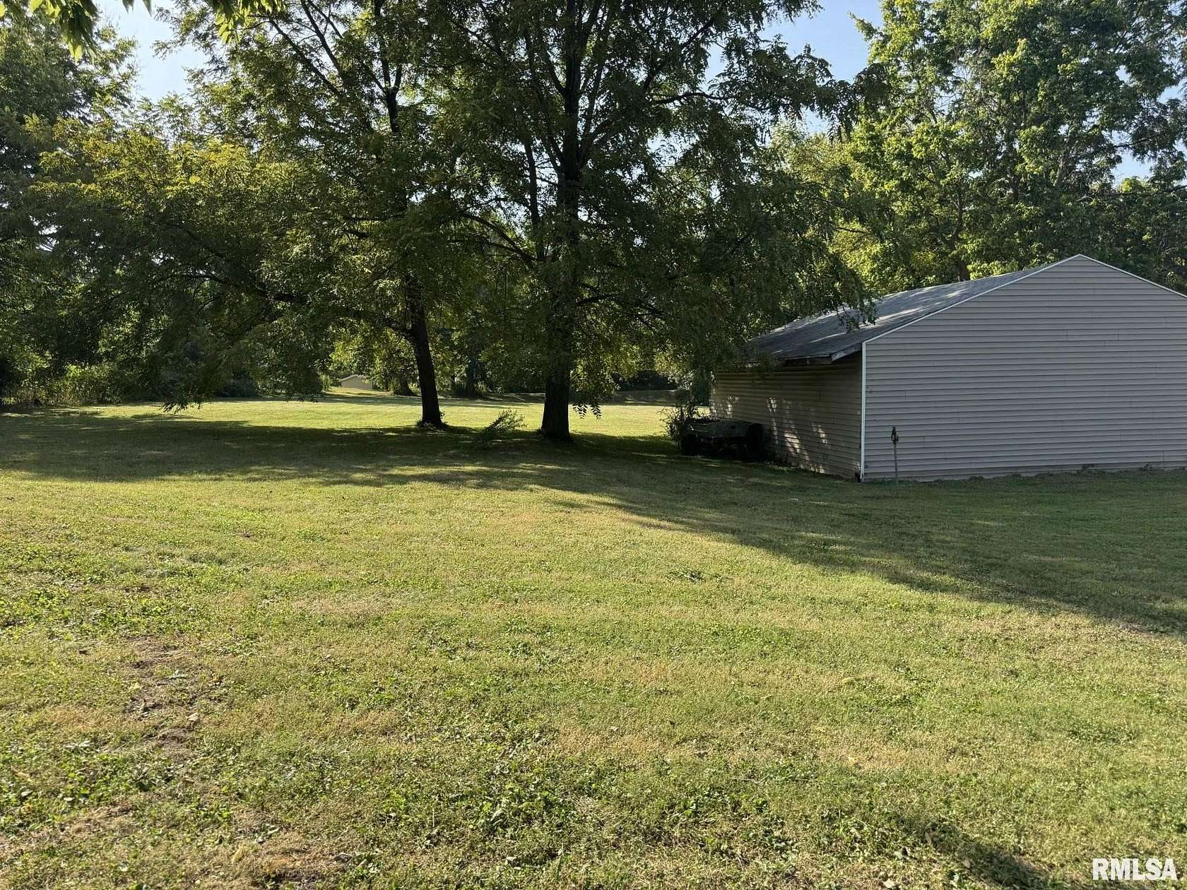 Residential Land for Sale in Winchester, Illinois