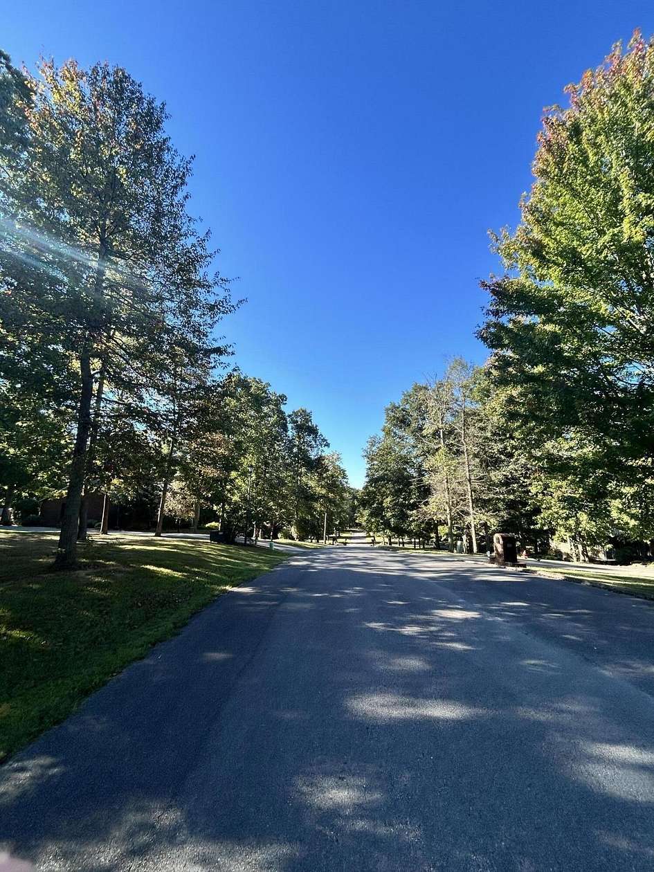 0.95 Acres of Residential Land for Sale in Stanford, Kentucky