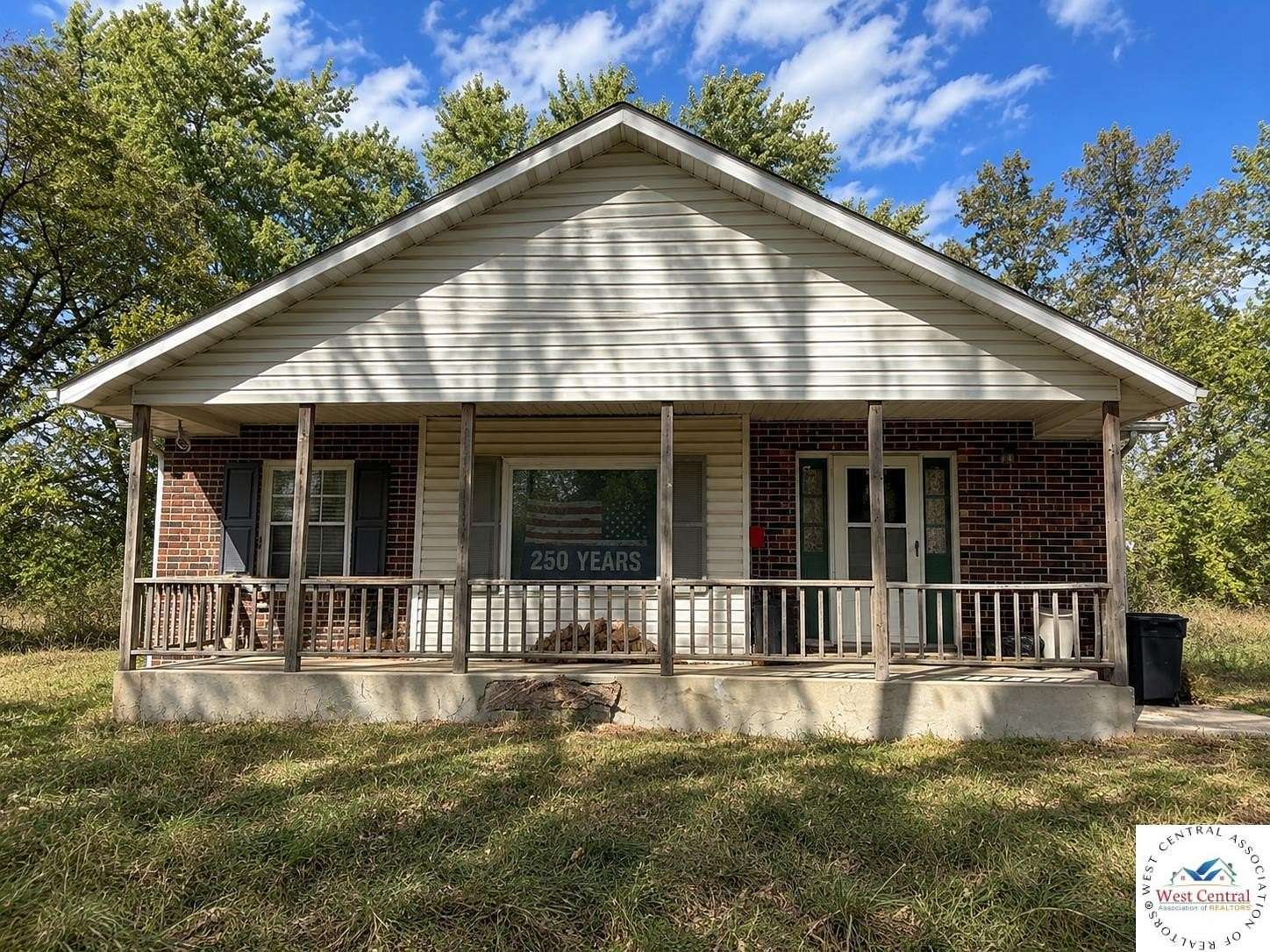 4.1 Acres of Land with Home for Sale in Warsaw, Missouri