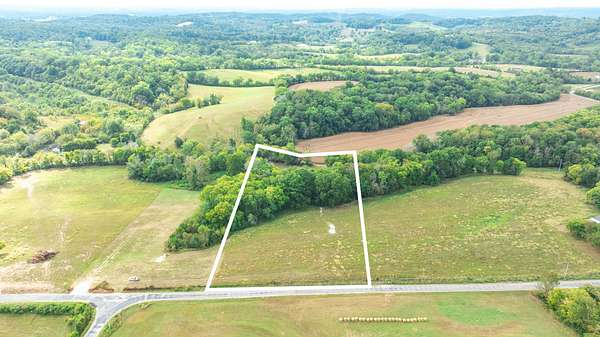 5.53 Acres of Land for Sale in Williamsport, Tennessee