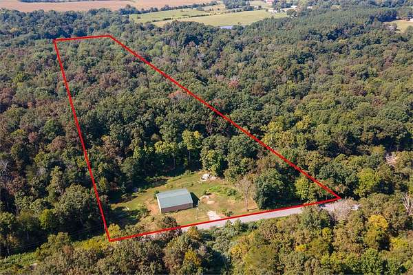 10 Acres of Recreational Land for Auction in New Burnside, Illinois