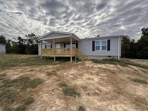 2.43 Acres of Land with Home for Sale in Red Boiling Springs, Tennessee