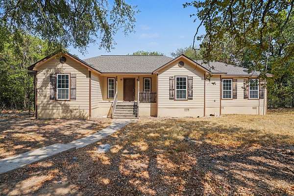 1.83 Acres of Land with Home for Sale in Bridgeport, Texas