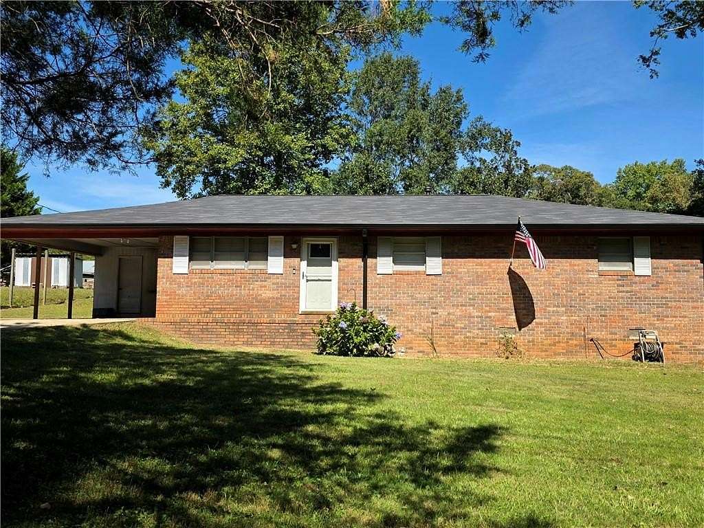 1.5 Acres of Land with Home for Sale in Cornelia, Georgia