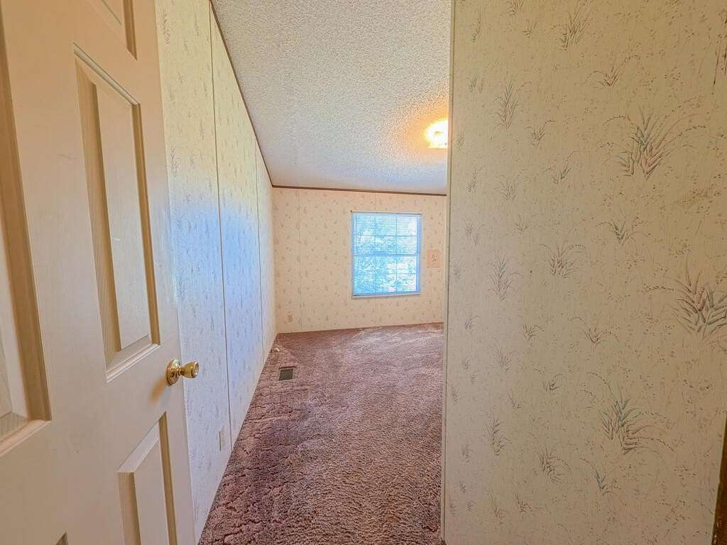 2 Acres of Land with Home for Sale in Abingdon, Virginia