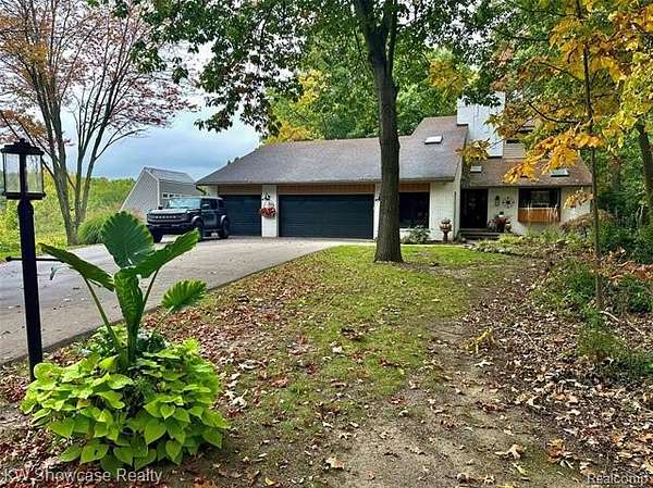 3.1 Acres of Land with Home for Sale in Milford, Michigan