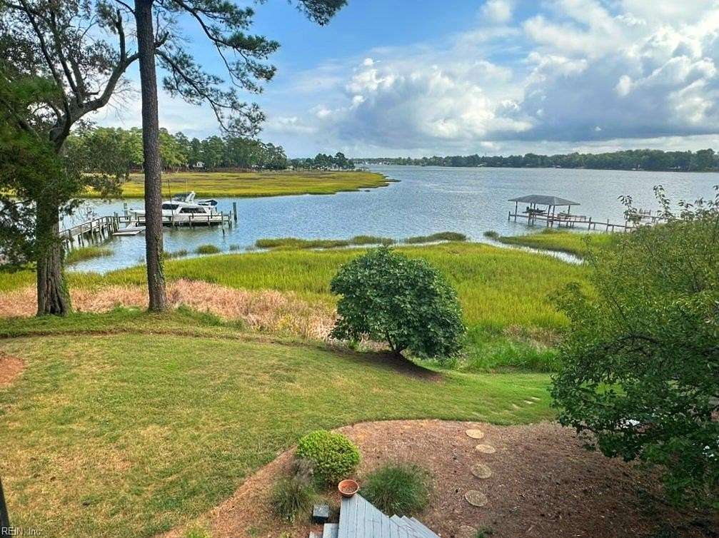 2.14 Acres of Land with Home for Sale in Suffolk, Virginia