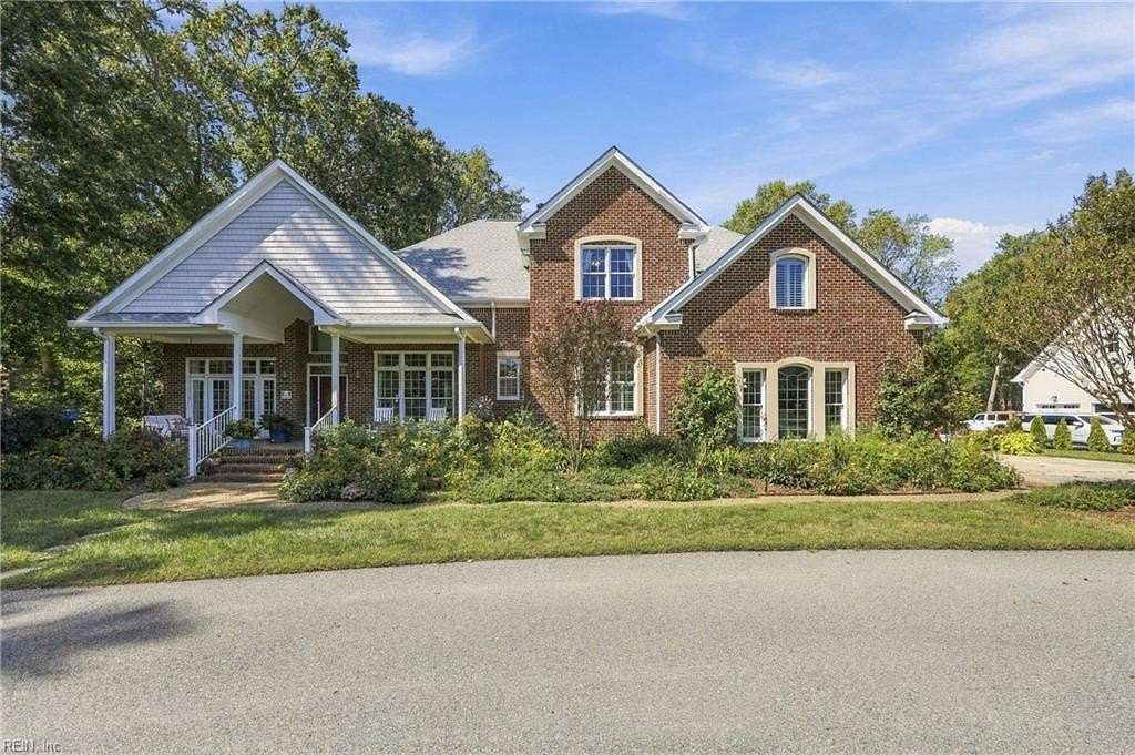 6.47 Acres of Land with Home for Sale in Suffolk, Virginia