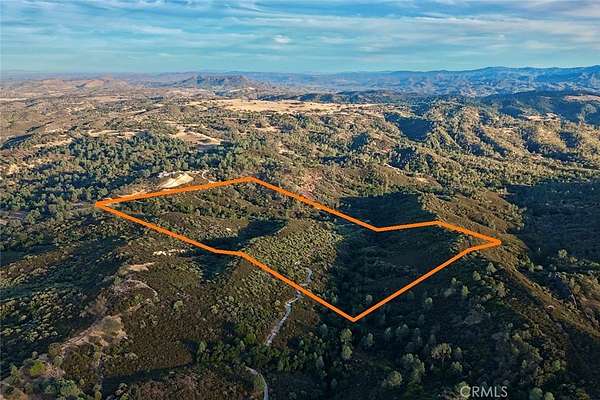 80 Acres of Recreational Land for Sale in Bradley, California