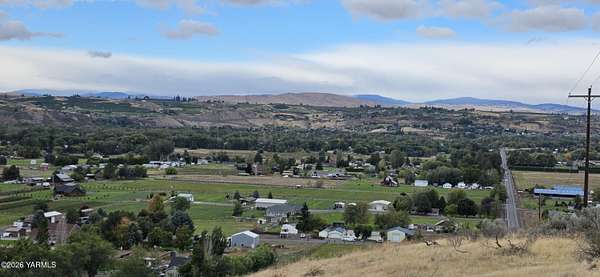 3.35 Acres of Residential Land for Sale in Yakima, Washington