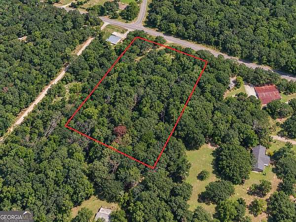 3 Acres of Residential Land for Sale in Newnan, Georgia