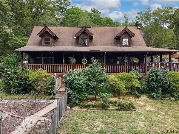 6.29 Acres of Land with Home for Sale in Wetumpka, Alabama