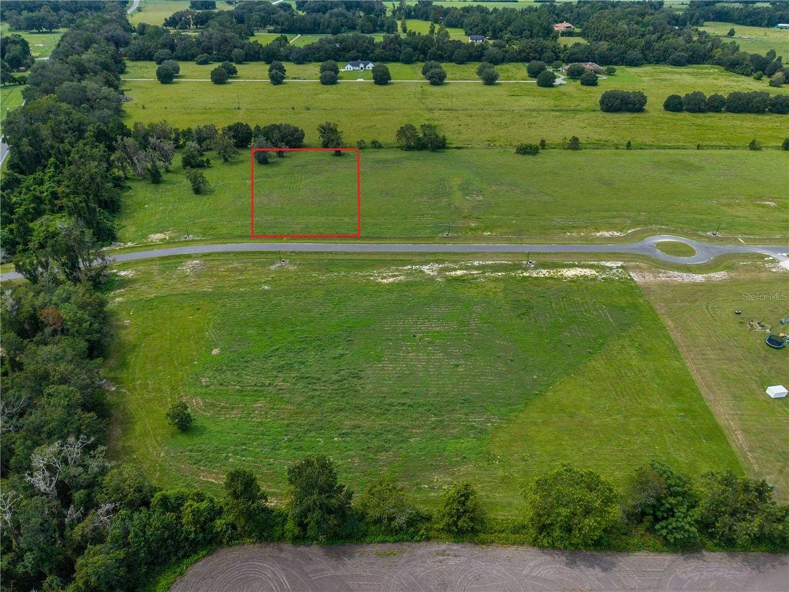 1.3 Acres of Residential Land for Sale in Alachua, Florida