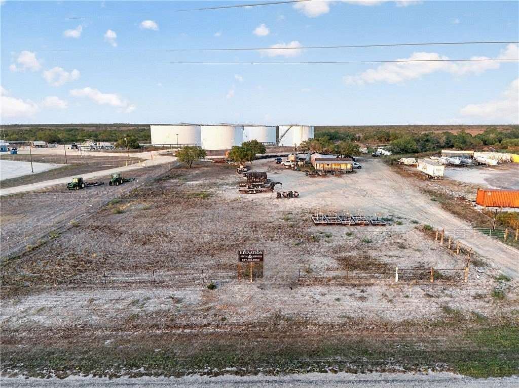 3.65 Acres of Mixed-Use Land for Sale in Three Rivers, Texas