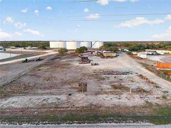 3.65 Acres of Mixed-Use Land for Sale in Three Rivers, Texas