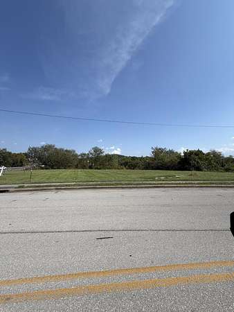 0.97 Acres of Commercial Land for Sale in Somerset, Kentucky