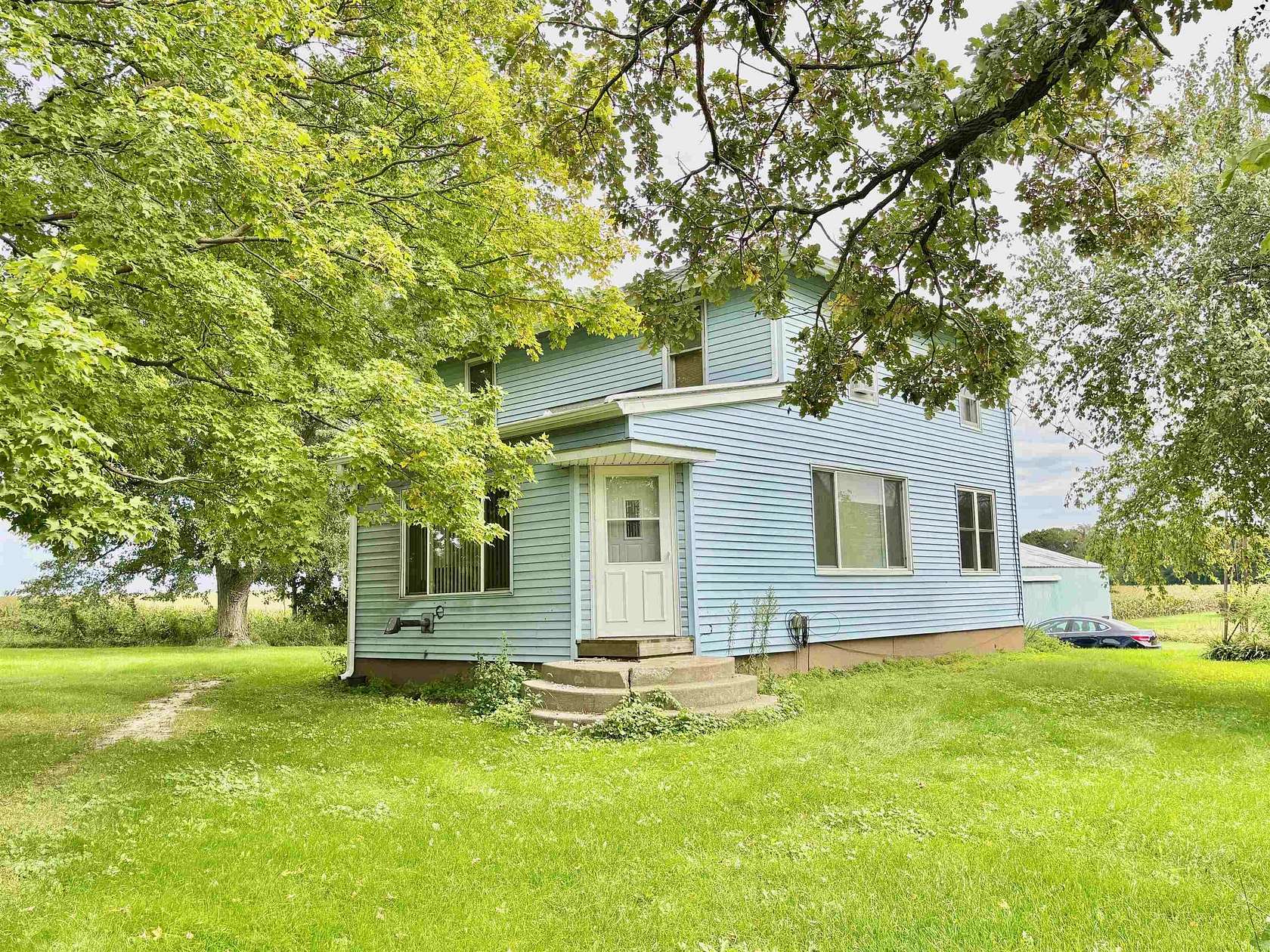 10.3 Acres of Land with Home for Sale in Capron, Illinois