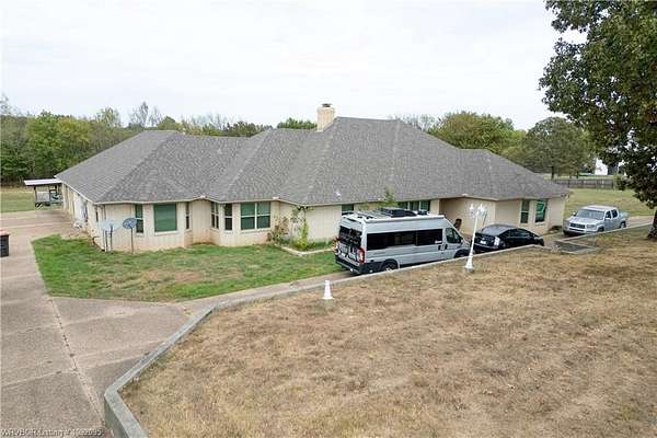 3.82 Acres of Land with Home for Auction in Fort Smith, Arkansas