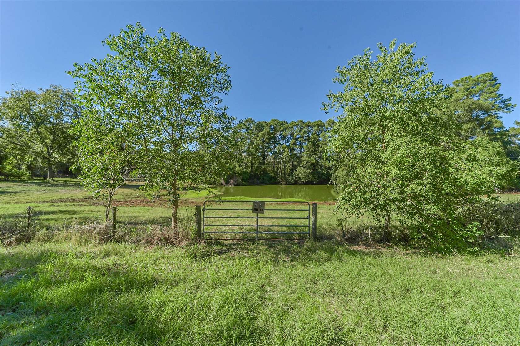 7.73 Acres of Land for Sale in New Waverly, Texas